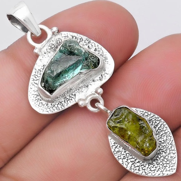 Earth Art hand crafted artisan Jewelry - Peridot and Apatite Gemstone Pendant